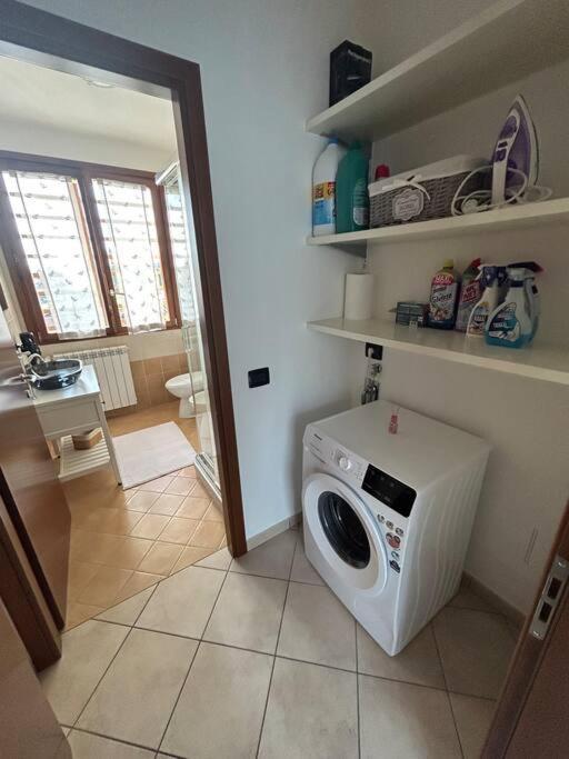Апартаменти Apt Genny - Сомма-Ломбардо Екстер'єр фото